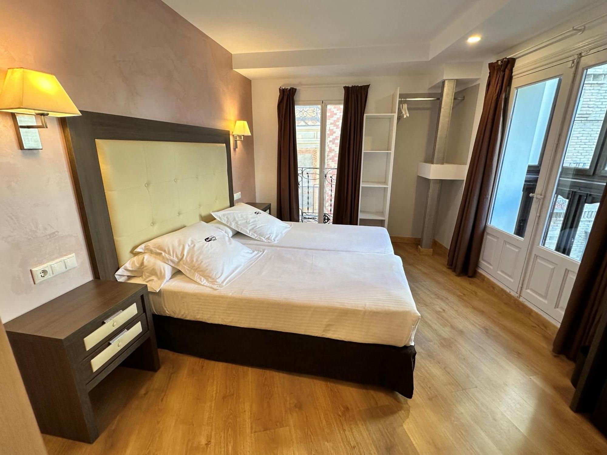 Antidoto Rooms Zocodover Check-In On Line Toledo Buitenkant foto