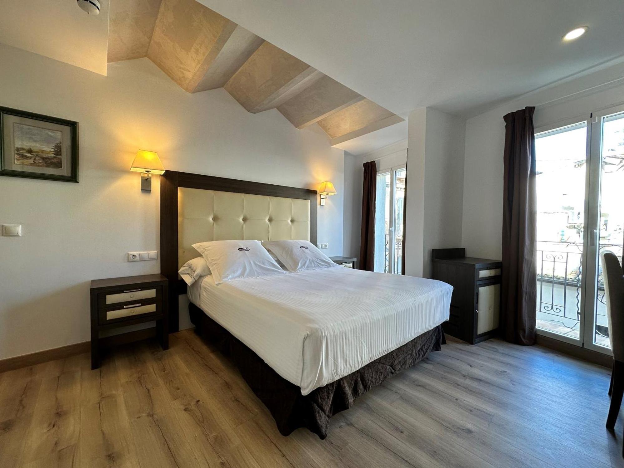 Antidoto Rooms Zocodover Check-In On Line Toledo Buitenkant foto