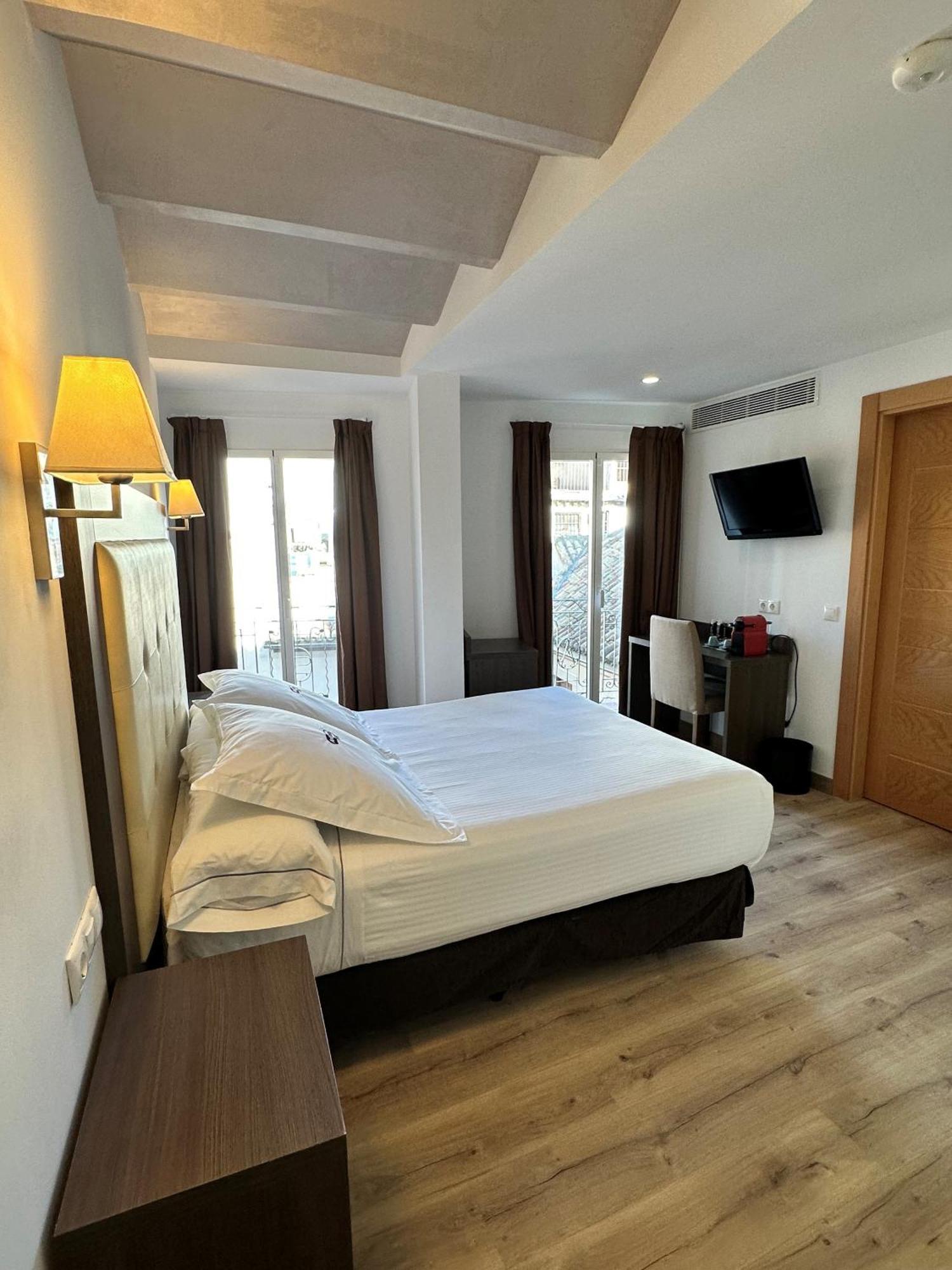 Antidoto Rooms Zocodover Check-In On Line Toledo Buitenkant foto